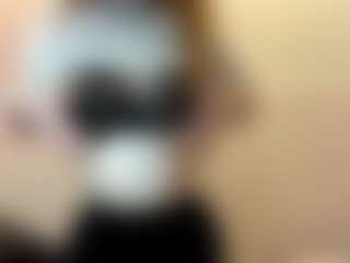 Aneka's Live Sex Cam Show