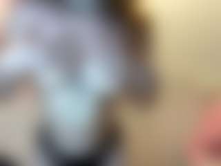 Live cam show with Aneka - Cute on Camsoda