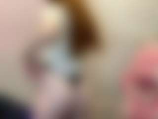Live cam show with Aneka - Shaved on Camsoda