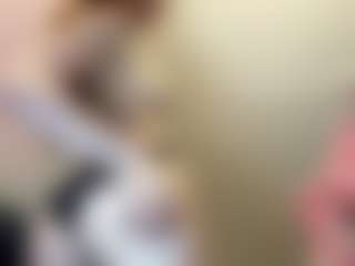 Aneka's Live Sex Cam Show