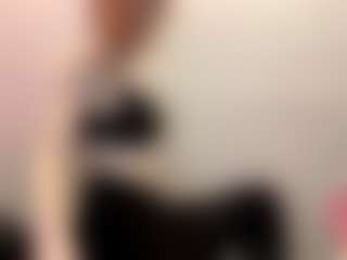 Aneka's Live Sex Cam Show