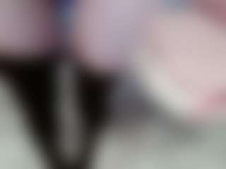 Live cam show with Aneka - Red Hair Young Adult on Camsoda