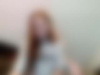 Live cam show with Aneka - Red Hair on Chatstar