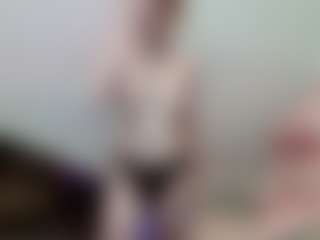 Live cam show with Aneka - Lean on Gym Cam Girls