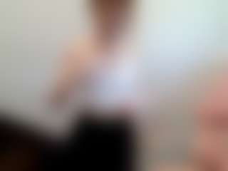 Live cam show with Aneka - Solo on Uber Horny