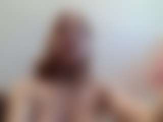 Live cam show with Aneka - Spank Red Hair on thefappeningchat.com