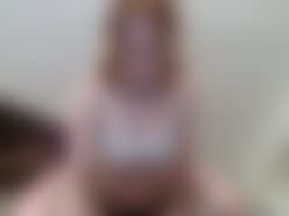 Live cam show with Aneka - Thin on Camsoda