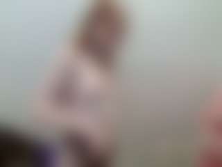 Live cam show with Aneka - Thin on Camsoda