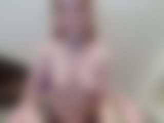 Live cam show with Aneka - Red Hair on Camversity