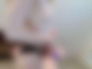 Aneka's Live Sex Cam Show