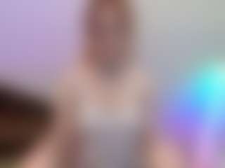 Live cam show with Aneka - Cute on Camsoda