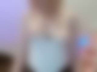 Live cam show with Aneka - Cute on Camsoda