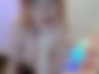 Live cam show with Aneka - Shaved on Camsoda
