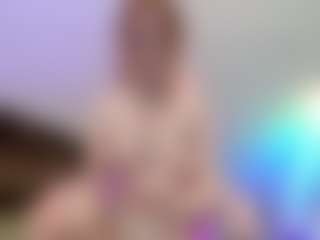 Live cam show with Aneka - Shaved on Camsoda