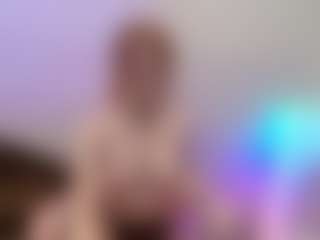 Live cam show with Aneka - Nipple Piercings on Camsoda