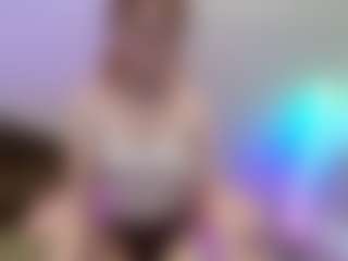 Live cam show with Aneka - Normal on slutload