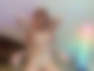 Aneka's Live Sex Cam Show