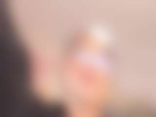 Live cam show with Ruby-Rouge - Ass Clapping on AdultVida.com