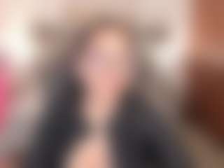 Live cam show with Ruby-Rouge - BBW on googirlz