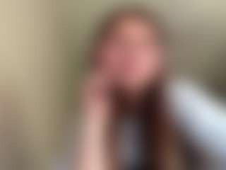 Evaa's Live Sex Cam Show