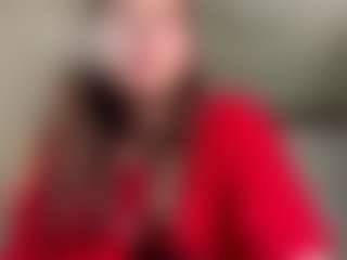 Evaa's Live Sex Cam Show