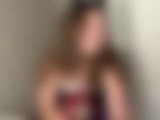Evaa's Live Sex Cam Show