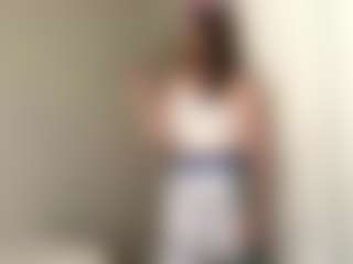 Evaa's Live Sex Cam Show