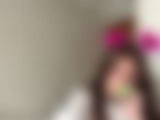 Evaa's Live Sex Cam Show