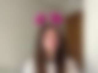 Evaa's Live Sex Cam Show