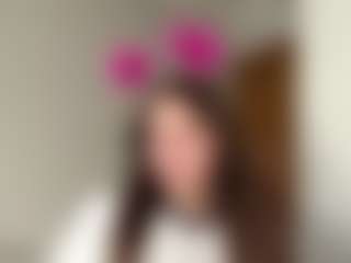 Evaa's Live Sex Cam Show