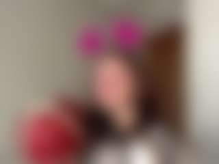Evaa's Live Sex Cam Show
