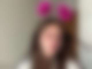 Evaa's Live Sex Cam Show