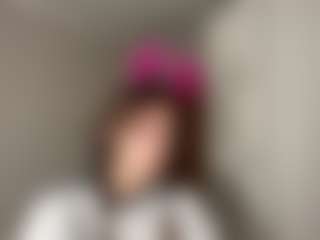 Evaa's Live Sex Cam Show