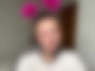 Evaa's Live Sex Cam Show