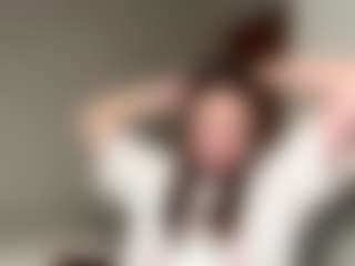 Evaa's Live Sex Cam Show