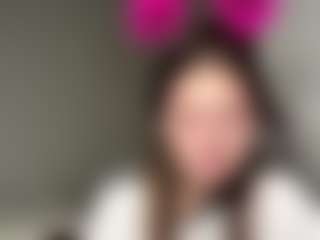 Evaa's Live Sex Cam Show