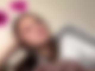 Evaa's Live Sex Cam Show