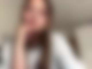 Evaa's Live Sex Cam Show