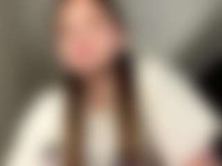Evaa's Live Sex Cam Show