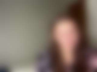 Evaa's Live Sex Cam Show