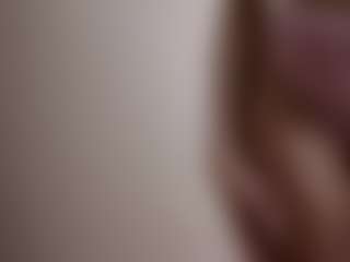 Live cam show with Willowcut - Blonde Hair on Gym Cam Girls