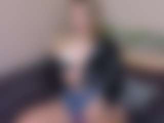 Live cam show with Willowcut - Facial on madthumbs