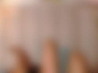 ariahcs's Live Sex Cam Show