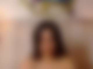 Live cam show with ariahcs - Drinking on livesuperchat.net