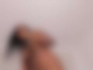 Live cam show with Dakkota-fox - Ebony on Camsoda | colombia