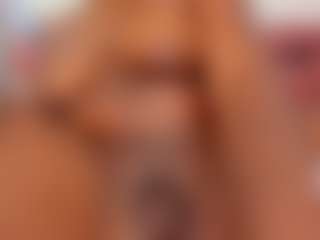 Live cam show with Dakkota-fox - Public Ebony on intimatelivegirls.com