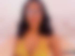 Live cam show with Dakkota-fox - Ebony on WildCum | colombia