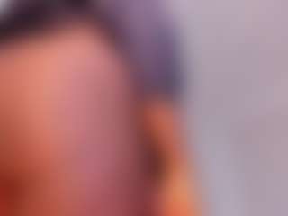 Live cam show with Dakkota-fox - Foot Fetish Black on CamwithHer
