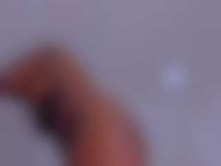 Live cam show with Dakkota-fox - Strip Black on Camsoda