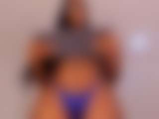 Live cam show with Dakkota-fox - Sexy on Camsoda
